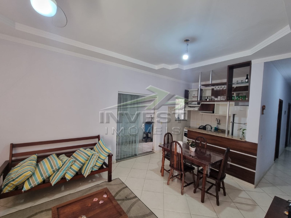 Ubatuba - Pereque Açú, Apartamento 02 Dormitórios, 150mts da Praia, Locação Definitiva