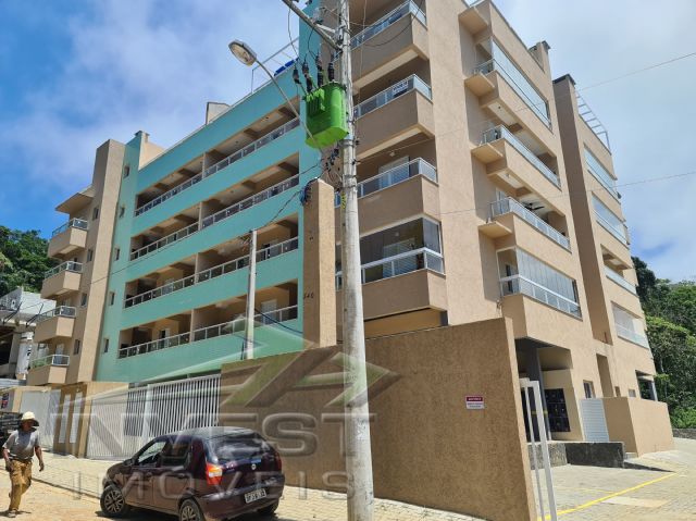 Ubatuba, Praia das Toninhas - Apartamento com 2 Dormitórios Sendo 01 Suite a 300 Metros do Mar