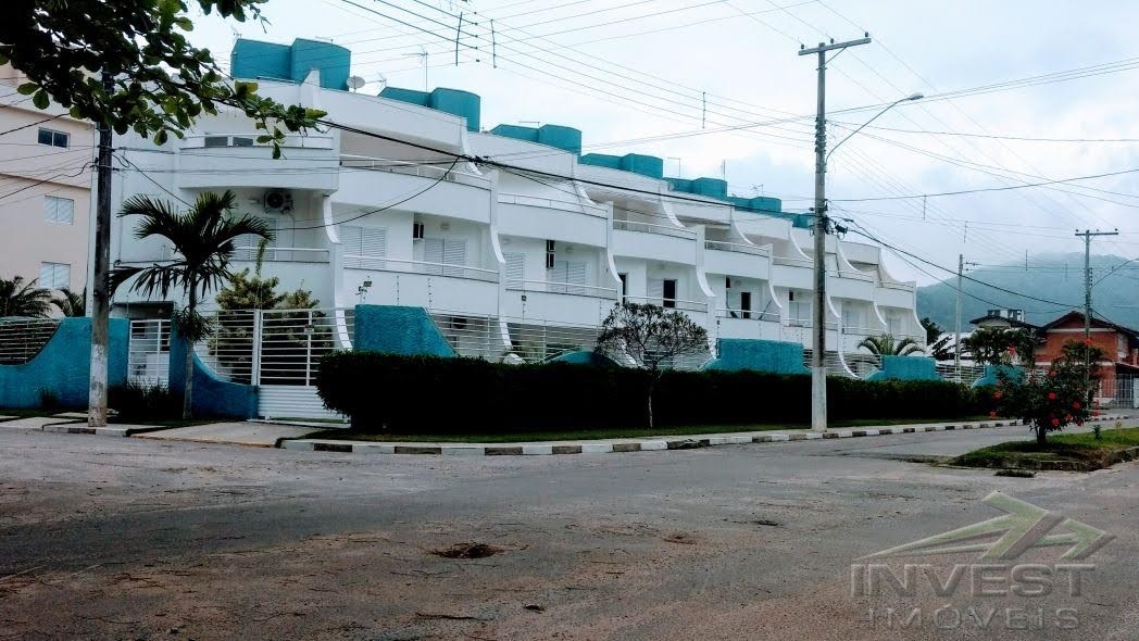 Ubatuba, Itaguá- Apartamento Triplex a 100 Metros da Praia