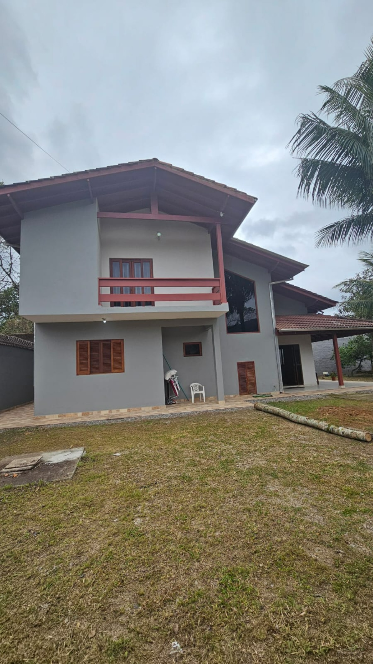 Ubatuba, Jardim Carolina - Belíssimo Sobrado com 03 Dormitorios, Sendo 2 Suites! Ótima Localização