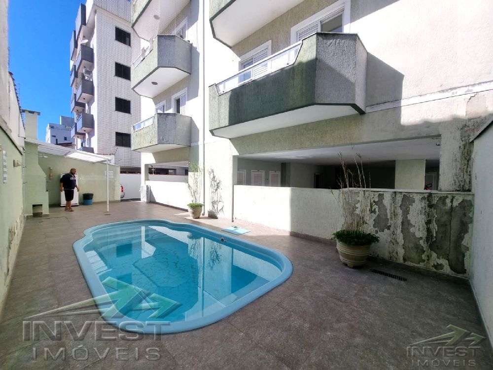 Ubatuba, Centro- Apartamento com 2 Dormitórios Sendo 01 Suite, com Area de Lazer