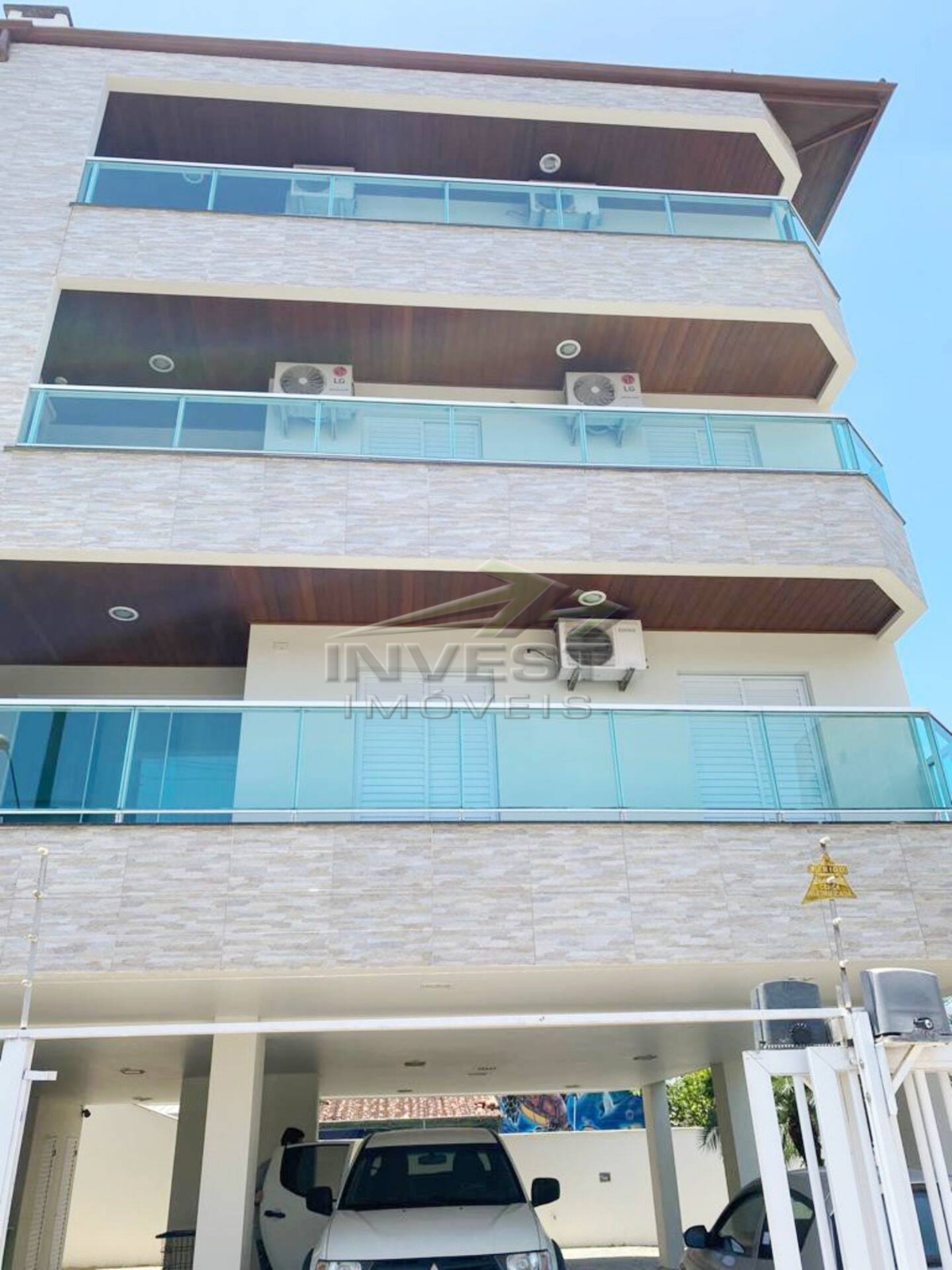 Ubatuba, Próximo do Tenório - Apto Próximo Ao Mar, Área de Lazer, 02 Dorms Sendo 1 Suíte, 68m2