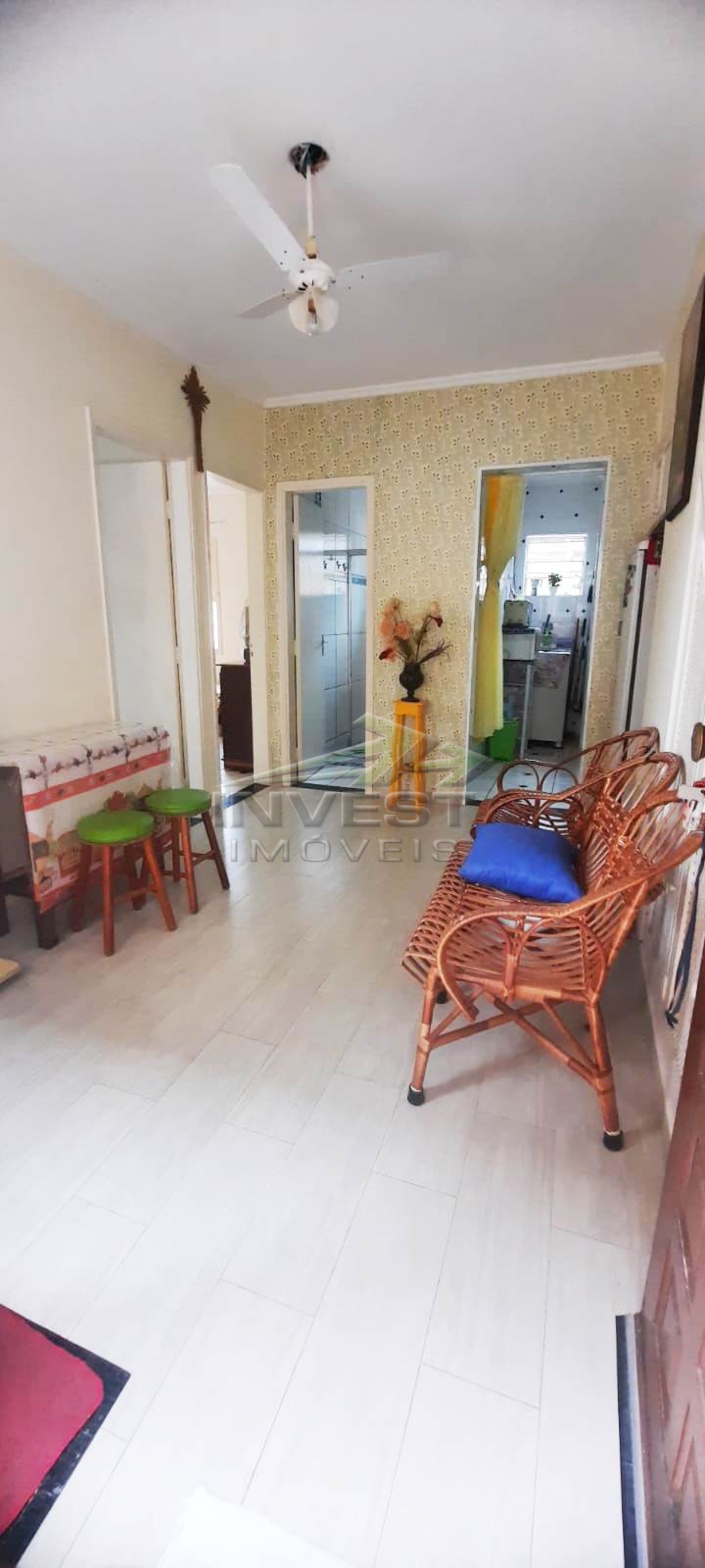 Ubatuba, Centro - Oportunidade - Apartamento Térreo com 02 Dormitórios, Sala e Cozinha Conjugada e 1 Vaga
