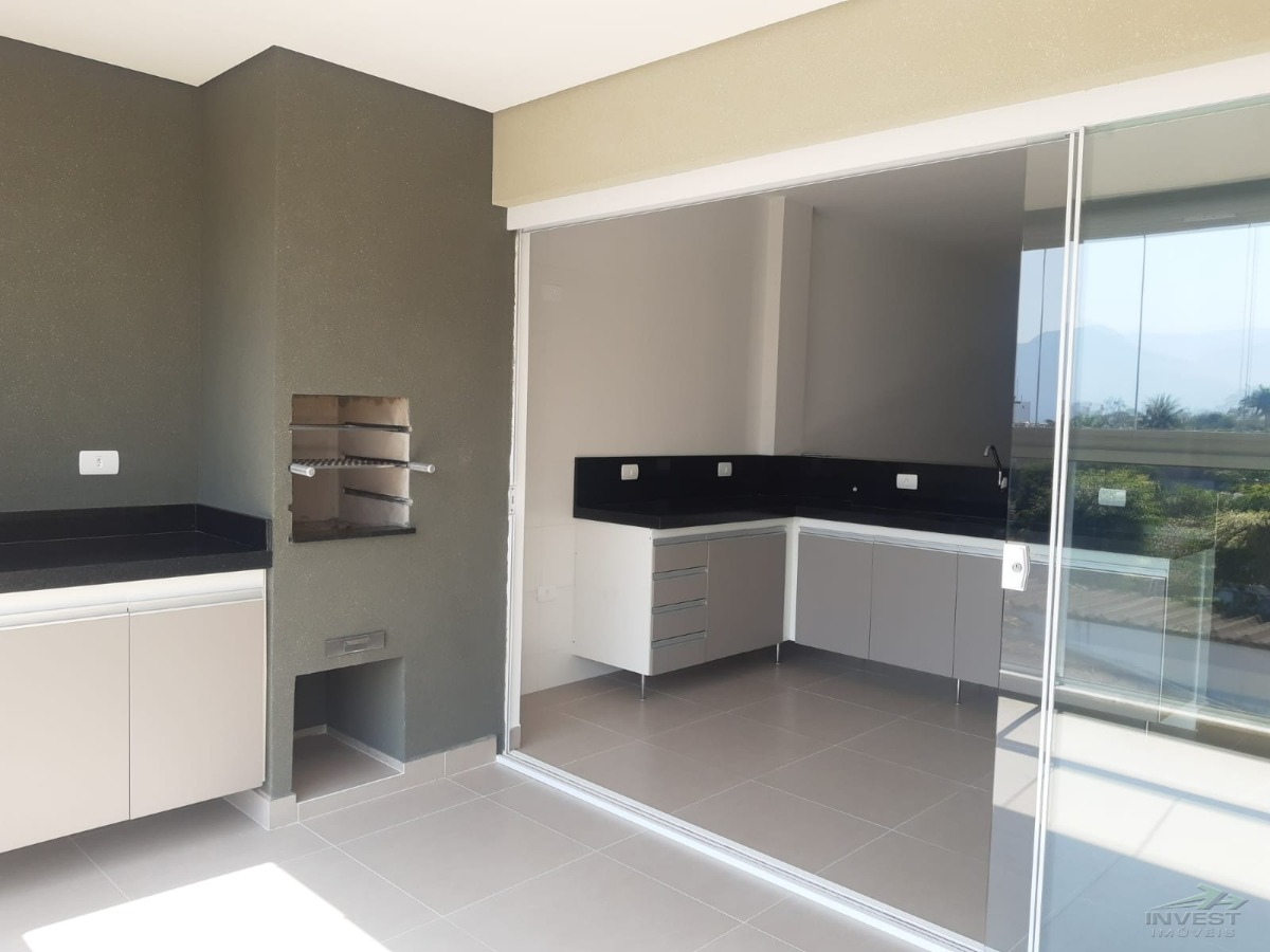 Ubatuba, Centro- Belíssimo Apartamento de 3 Dormitórios, Sendo 2 Suítes, em Condomínio Completo e Aconchegante!