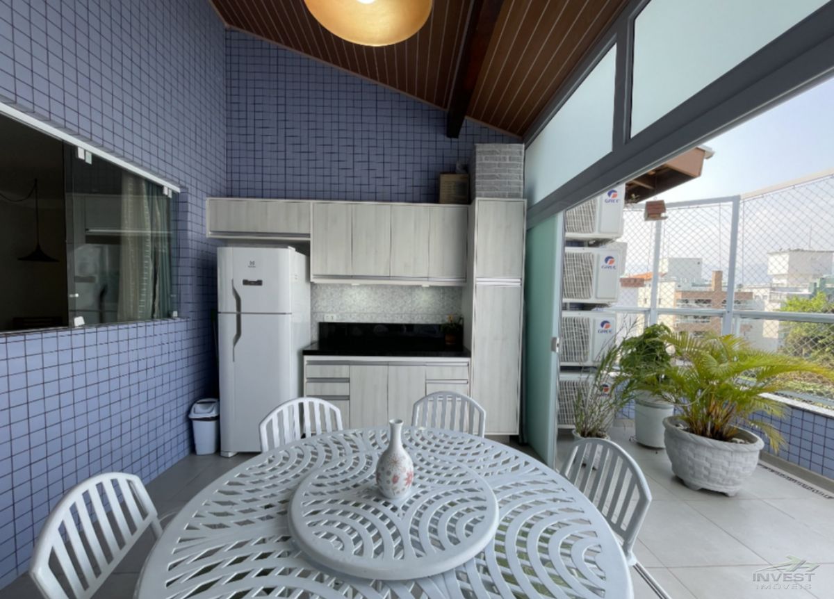 Ubatuba, Itaguá- Cobertura Duplex com 3 Dormitórios, Sendo 2 Suítes!