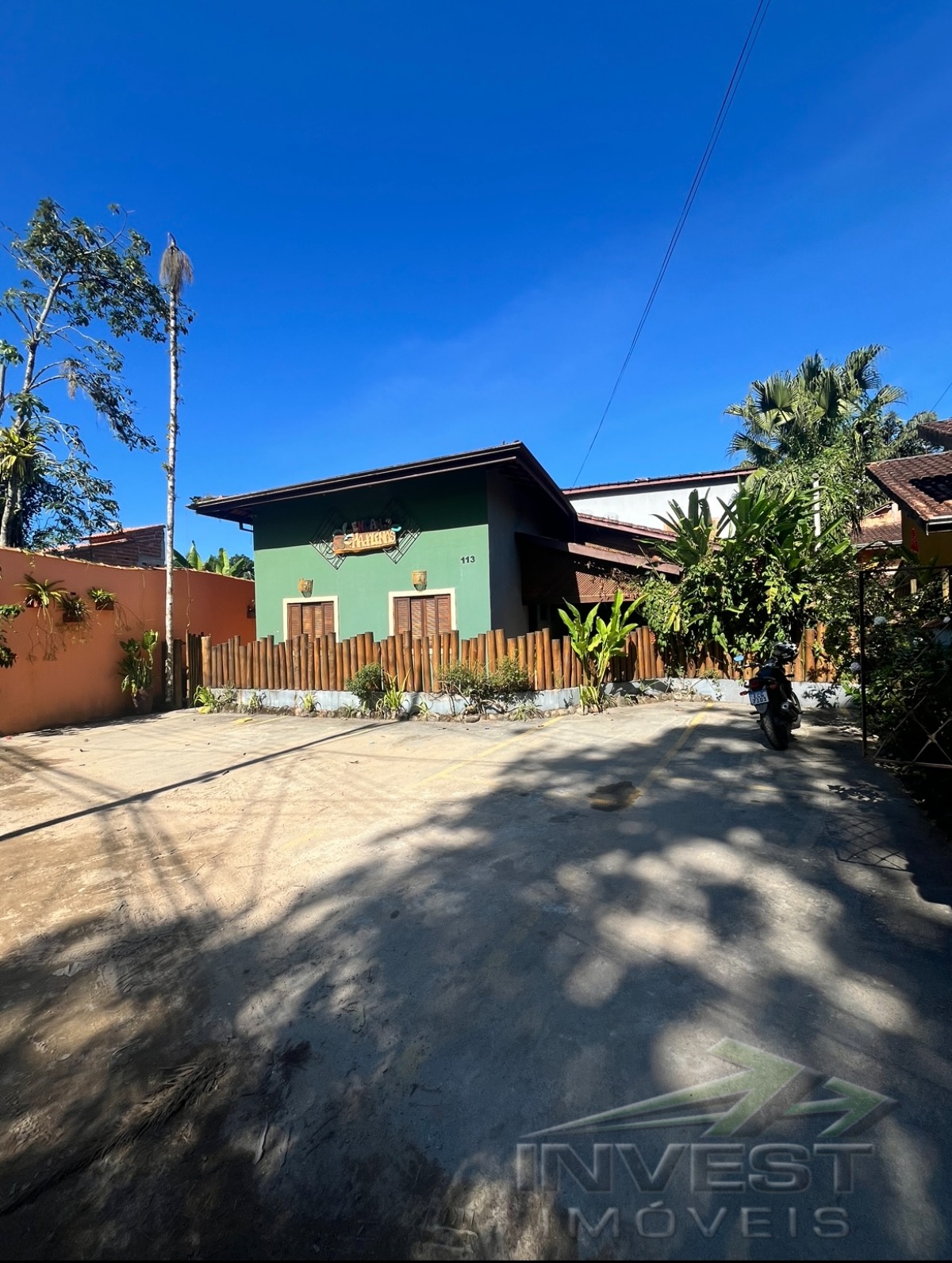 Ubatuba, Vila da Itamambuca - Pousada em Funcionamento com 07 Suítes