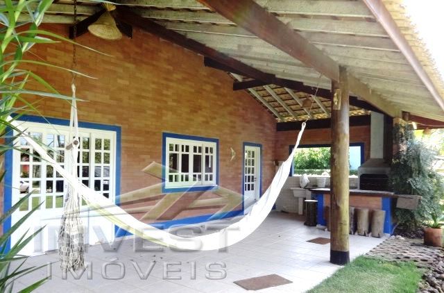 Ubatuba, Horto - Casa com 02 Dormitórios (suíte), com Segurança 24 Horas